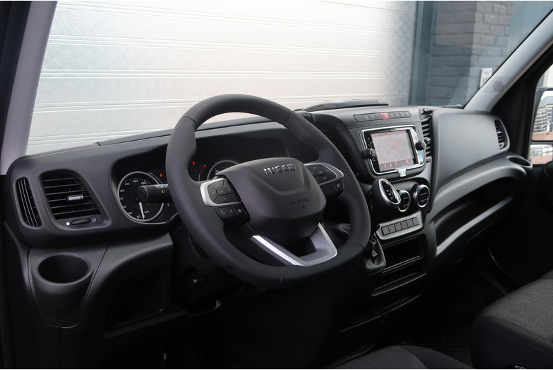 Iveco Daily 35S18HV 3.0 35 L2H2 BPM VRIJ/ LED/ NAVI/ CAMERA/ CLIMA - Van panel: gambar 2 Iveco Daily 35S18HV 3.0 35 L2H2 BPM VRIJ/ LED/ NAVI/ CAMERA/ CLIMA - Van panel: gambar 2