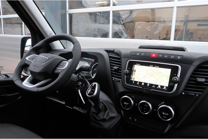 Iveco Daily 35S18HV 3.0 L2H2 AUT/ 2X SCHUIFDEUR/ CAMERA/ LED/ CRUISE/ CLIMA/ NAVI - Van panel: gambar 5 Iveco Daily 35S18HV 3.0 L2H2 AUT/ 2X SCHUIFDEUR/ CAMERA/ LED/ CRUISE/ CLIMA/ NAVI - Van panel: gambar 5