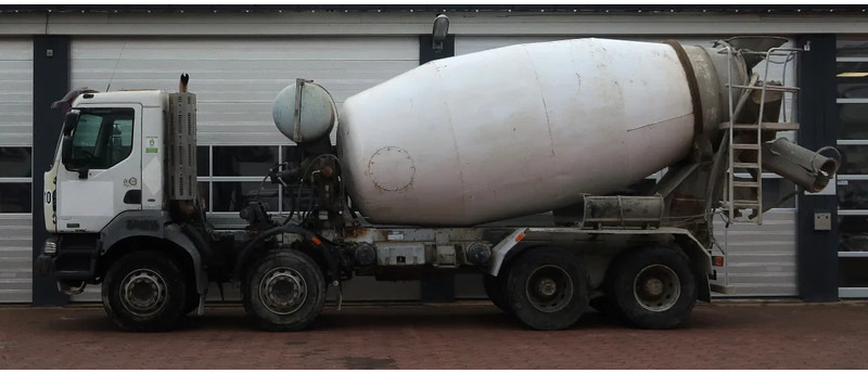 Renault Kerax 370 8X4/ MIXER/ BARYVAL 9 M3/ CRUISE CONTROL/ - Truk pengaduk beton: gambar 4 Renault Kerax 370 8X4/ MIXER/ BARYVAL 9 M3/ CRUISE CONTROL/ - Truk pengaduk beton: gambar 4