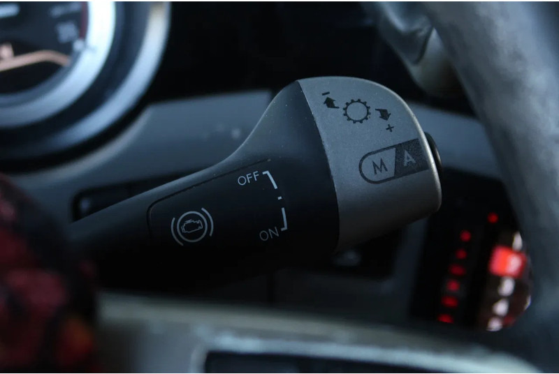 DAF XF 460 6X2/ SSC/ FULL AIR/ LIFT-LENK/ EURO 6 - Tractor head: gambar 4 DAF XF 460 6X2/ SSC/ FULL AIR/ LIFT-LENK/ EURO 6 - Tractor head: gambar 4