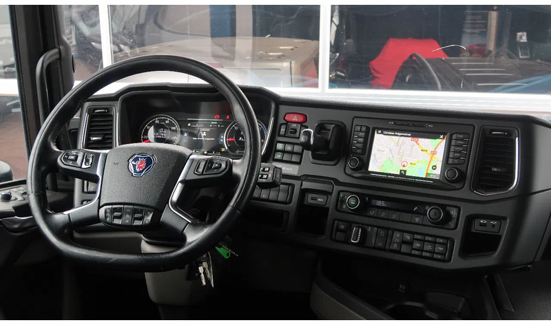 Scania R500 NGS 6x2/4 NB RETARDER/ FULL AIR/ SLIDE DISH/ DIFF-LOCK/ ACC - Tractor head: gambar 2 Scania R500 NGS 6x2/4 NB RETARDER/ FULL AIR/ SLIDE DISH/ DIFF-LOCK/ ACC - Tractor head: gambar 2