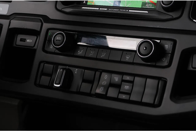 Tractor head Scania S450 NGS RETARDER/ 2X TANK/ ACC/ PARK CLIMA/ DIFF LOCK: gambar 7 Tractor head Scania S450 NGS RETARDER/ 2X TANK/ ACC/ PARK CLIMA/ DIFF LOCK: gambar 7