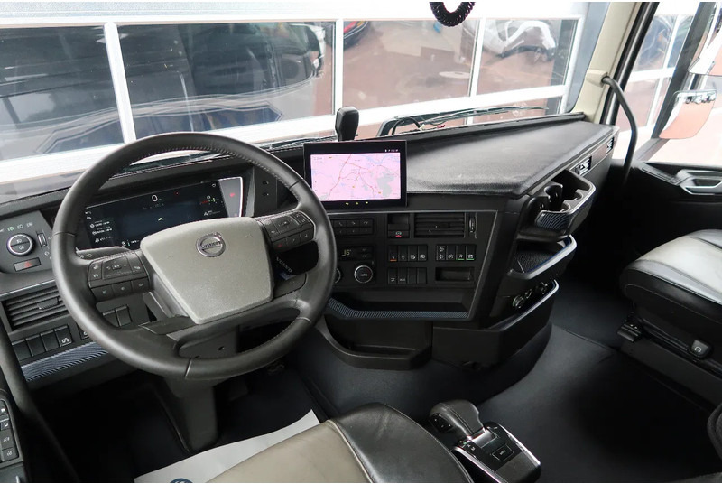 Volvo FH 540 FULL AIR/ RETARDER/ ALCOA/ 2X TANK/ LEDER - Tractor head: gambar 2 Volvo FH 540 FULL AIR/ RETARDER/ ALCOA/ 2X TANK/ LEDER - Tractor head: gambar 2