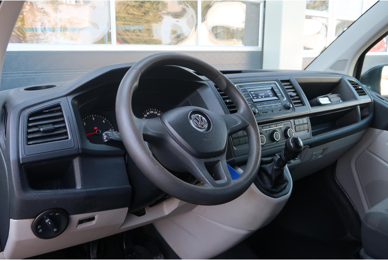 Volkswagen Transporter 2.0 TDI L2H1 DC AIRCO/ CRUISE/ TREKHAAK - Van kecil, Van kombi: gambar 2 Volkswagen Transporter 2.0 TDI L2H1 DC AIRCO/ CRUISE/ TREKHAAK - Van kecil, Van kombi: gambar 2