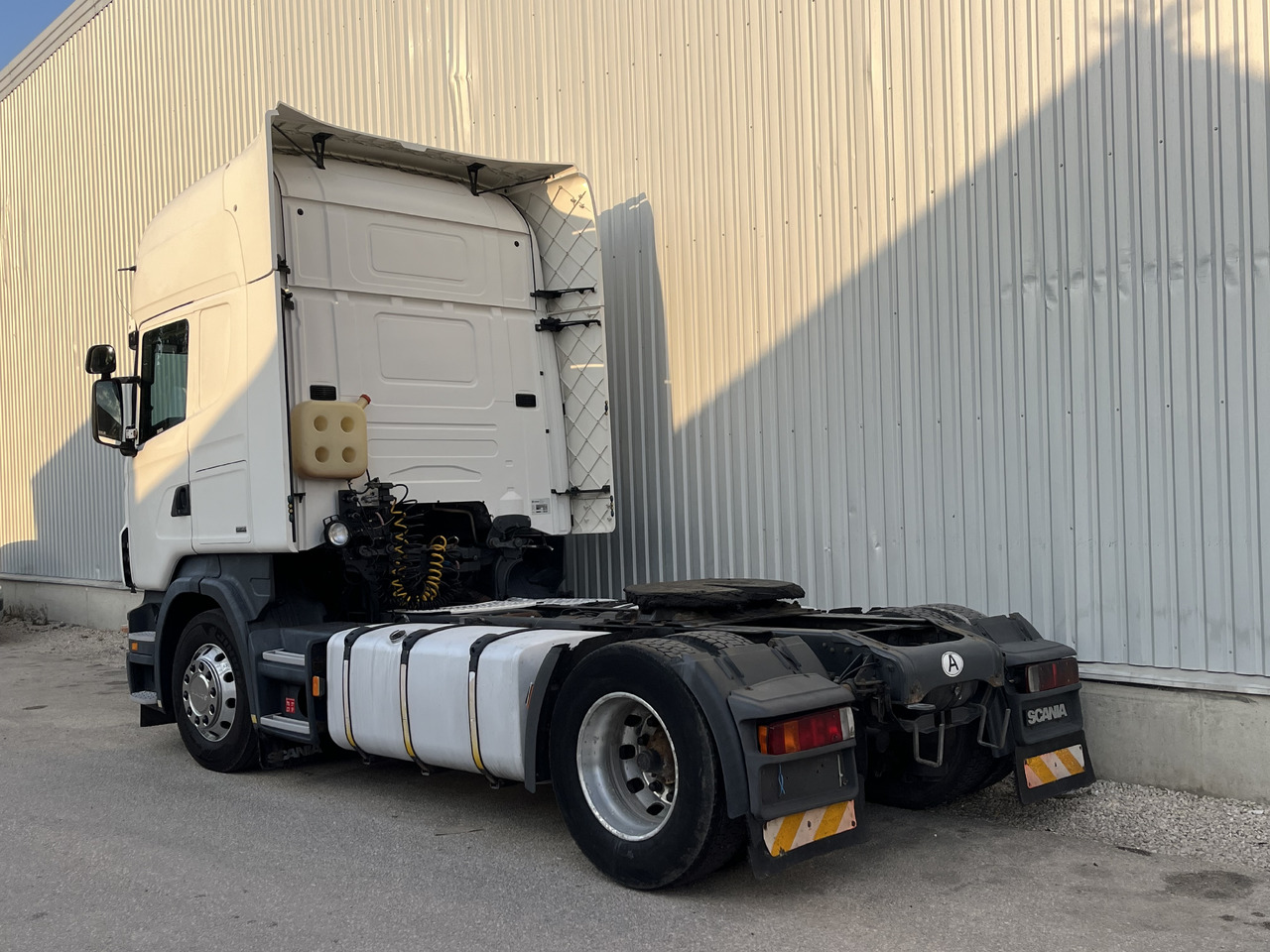 SCANIA R 420 LA 4X2 MLA - Tractor head: gambar 4 SCANIA R 420 LA 4X2 MLA - Tractor head: gambar 4