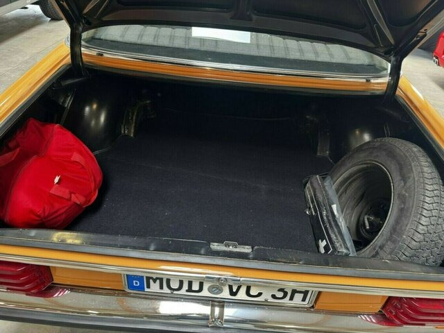 MERCEDES-BENZ 200 D/8 W115... - Mobil sedan: gambar 2 MERCEDES-BENZ 200 D/8 W115... - Mobil sedan: gambar 2