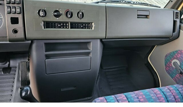 MERCEDES-BENZ 814 DA T2 Vario 4x4 Allrad... - Mobil kemping: gambar 3 MERCEDES-BENZ 814 DA T2 Vario 4x4 Allrad... - Mobil kemping: gambar 3