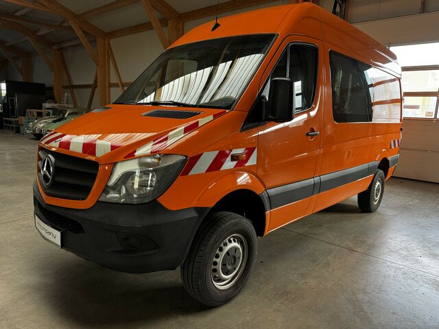 MERCEDES-BENZ Sprinter 316 CDI 4x4 Allrad L2H2 1. Hand! - Van panel, Van kombi: gambar 1 MERCEDES-BENZ Sprinter 316 CDI 4x4 Allrad L2H2 1. Hand! - Van panel, Van kombi: gambar 1