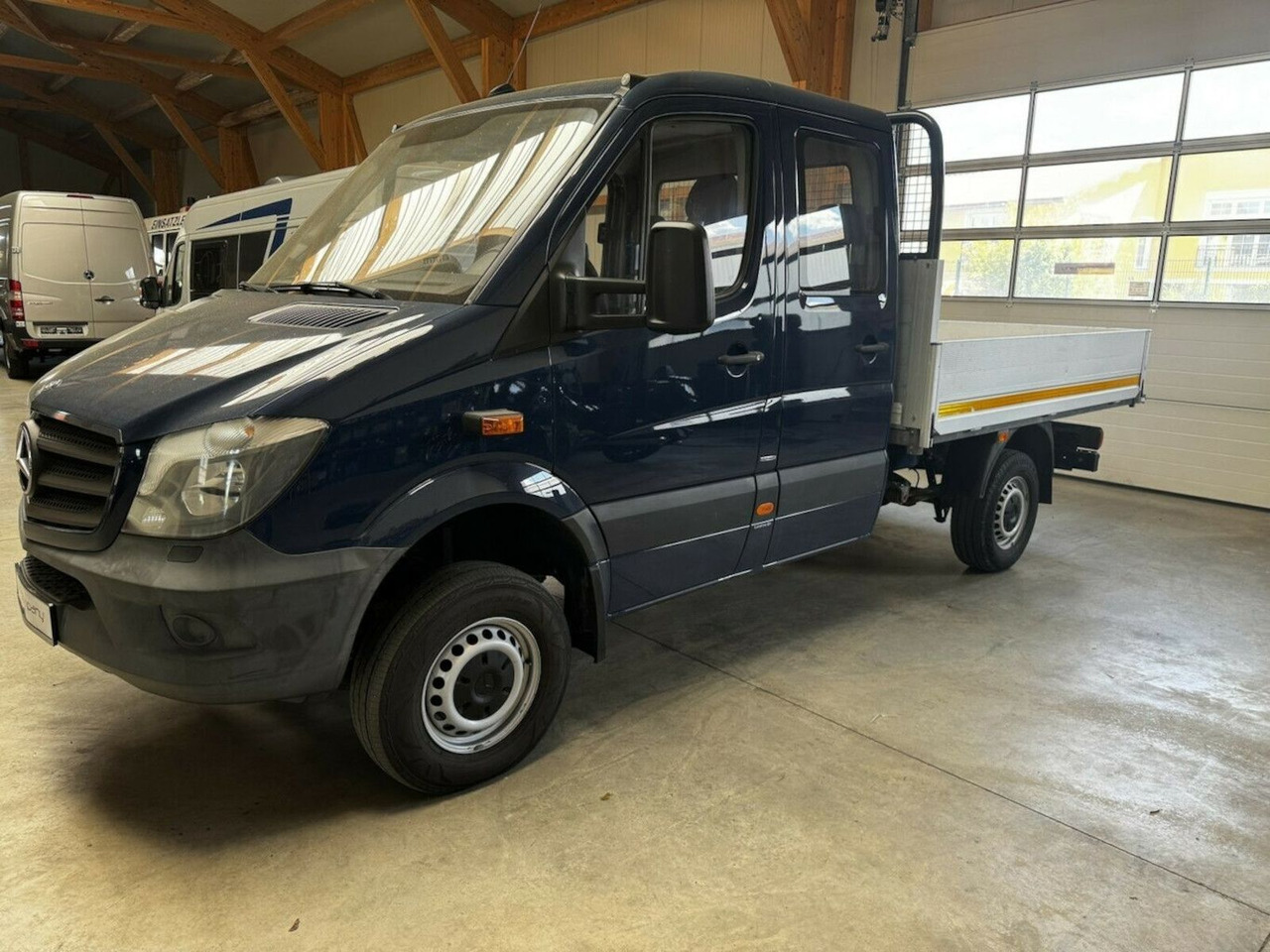 Mercedes-Benz Sprinter 313 CDI Doka 4x4 Autom. AHK 3.5t - Van flatbed, Van kombi: gambar 1 Mercedes-Benz Sprinter 313 CDI Doka 4x4 Autom. AHK 3.5t - Van flatbed, Van kombi: gambar 1