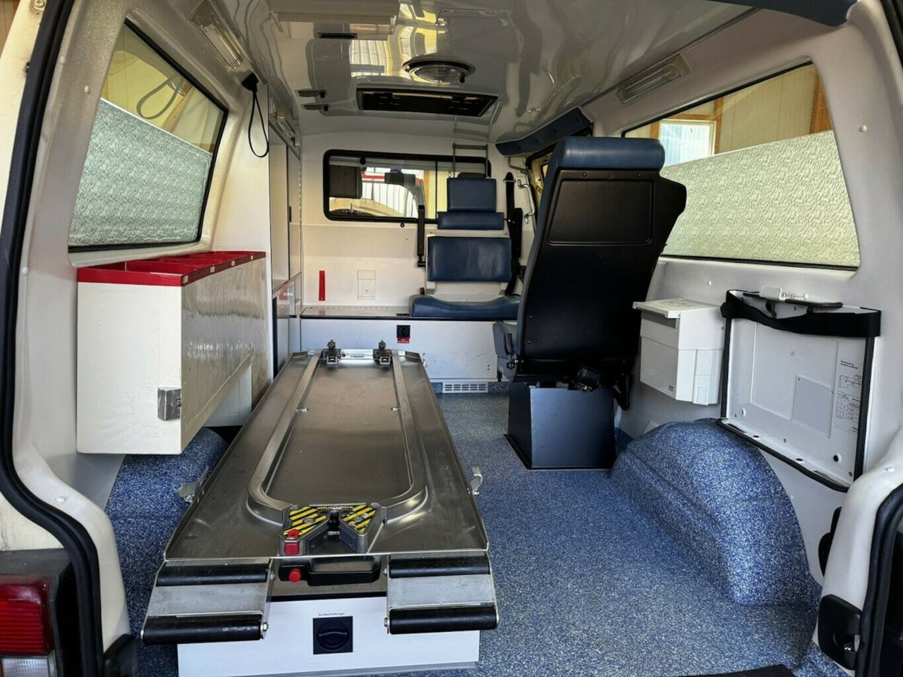 Van penumpang Volkswagen T4 2.5 TDI Syncro 4x4 lang 1. Hand!: gambar 19