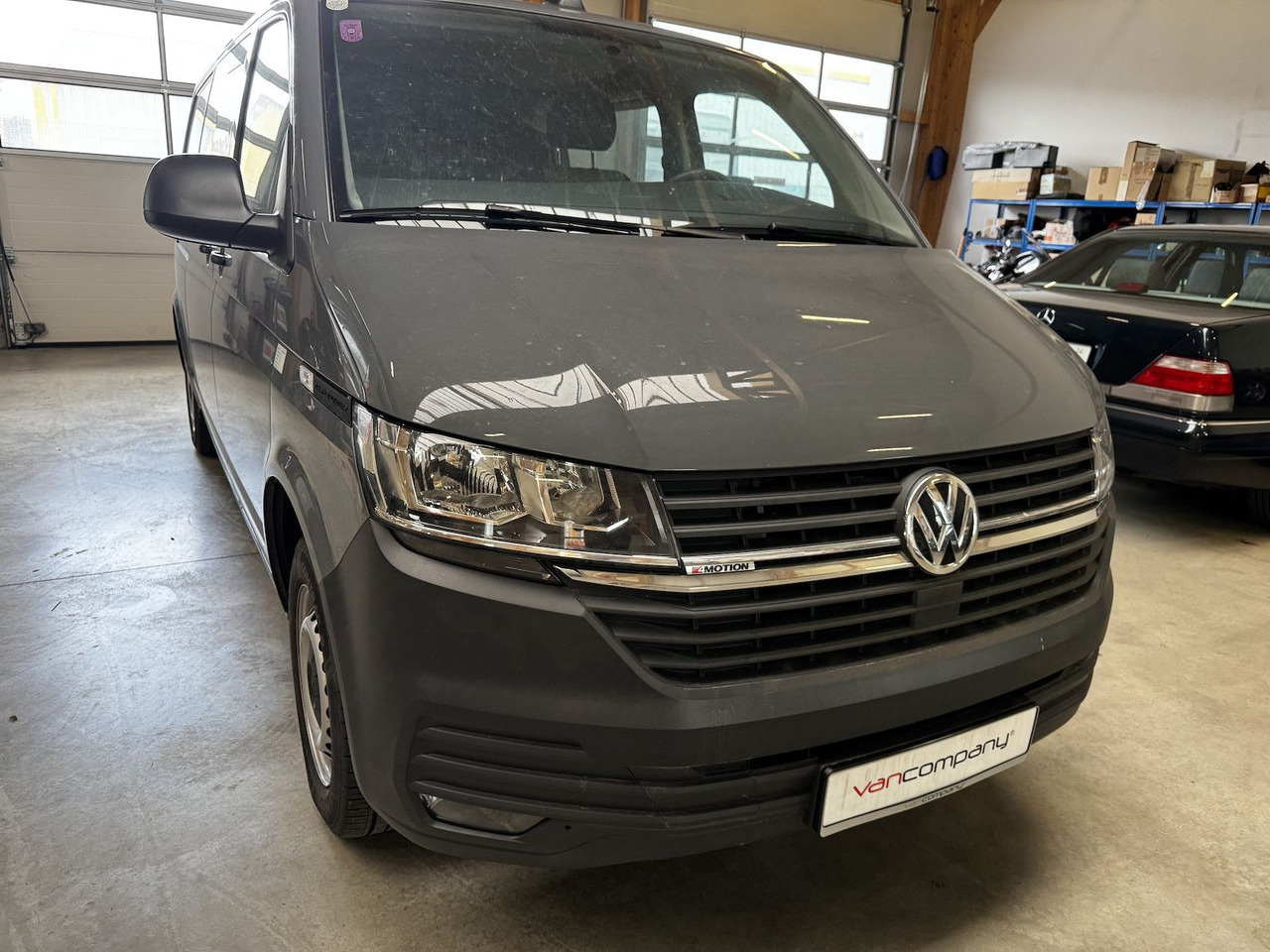 Volkswagen T6.1 lang 5-Sitzer 2.0 TDI 4Motion puregrey - Van kecil, Van kombi: gambar 3 Volkswagen T6.1 lang 5-Sitzer 2.0 TDI 4Motion puregrey - Van kecil, Van kombi: gambar 3