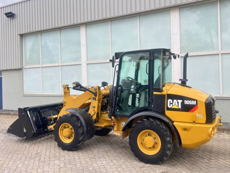 Cat 906 M 2016 - Wheel loader: gambar 4 Cat 906 M 2016 - Wheel loader: gambar 4