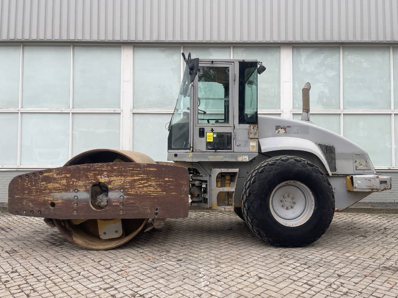 Cat CS 663 E - Roller: gambar 3 Cat CS 663 E - Roller: gambar 3