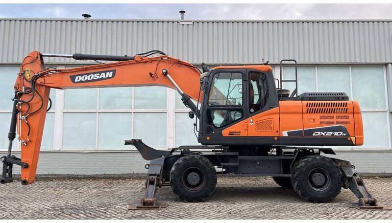Doosan DX 210 W-5 2020 - Ekskavator roda: gambar 3 Doosan DX 210 W-5 2020 - Ekskavator roda: gambar 3
