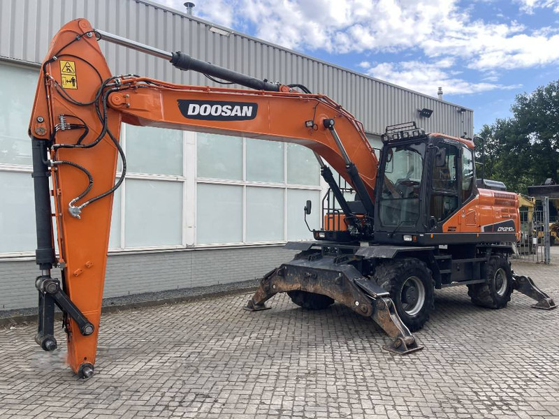 Doosan DX 210 W-5 2020 CE - Ekskavator roda: gambar 2 Doosan DX 210 W-5 2020 CE - Ekskavator roda: gambar 2