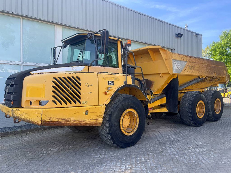 Volvo A25E - Tempat sampah artikulasi: gambar 5 Volvo A25E - Tempat sampah artikulasi: gambar 5