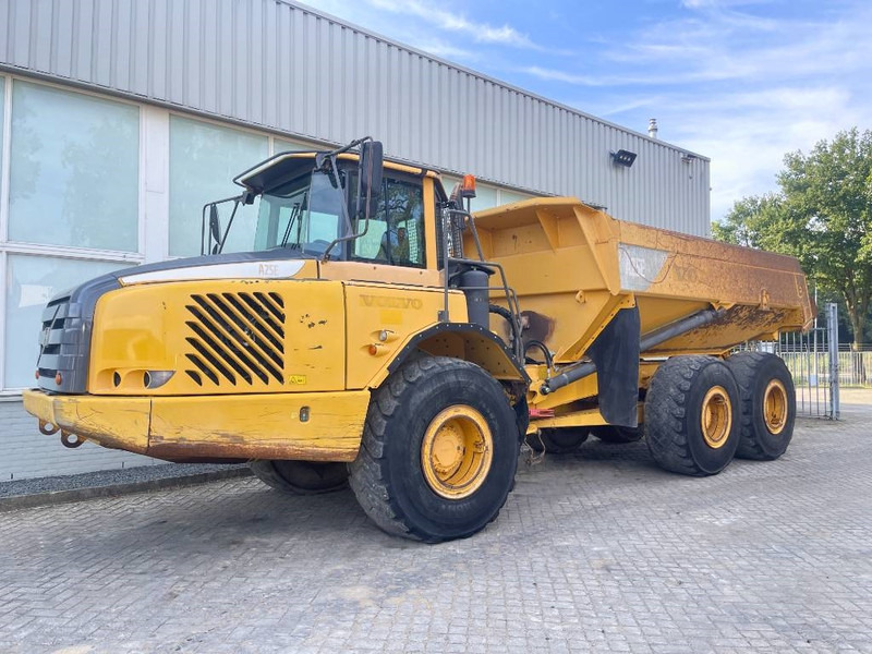 Volvo A25E - Tempat sampah artikulasi: gambar 4 Volvo A25E - Tempat sampah artikulasi: gambar 4