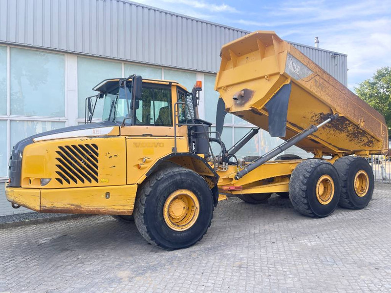 Volvo A25E - Tempat sampah artikulasi: gambar 1 Volvo A25E - Tempat sampah artikulasi: gambar 1