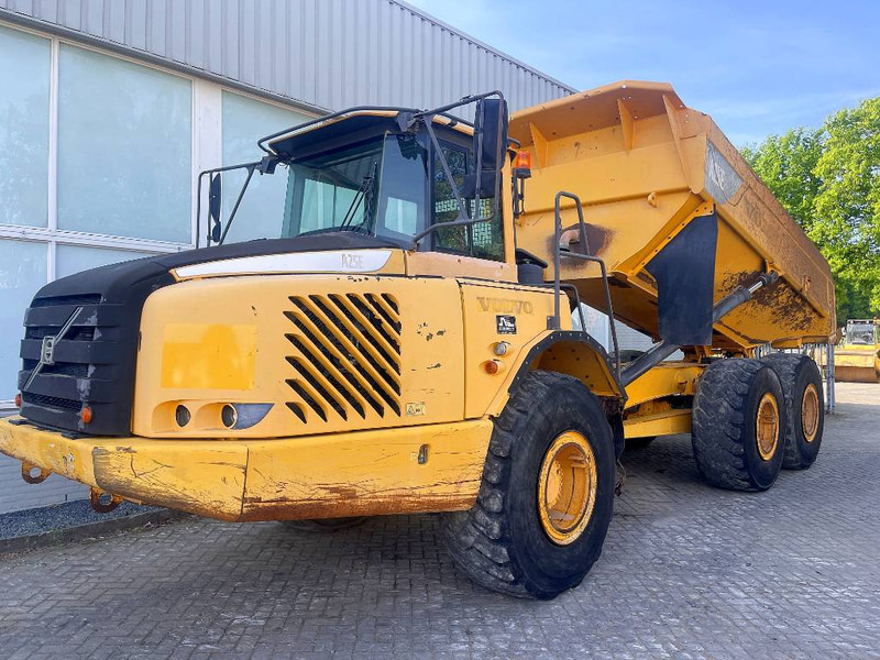 Volvo A25E - Tempat sampah artikulasi: gambar 2 Volvo A25E - Tempat sampah artikulasi: gambar 2