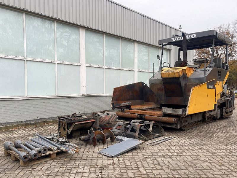Volvo ABG 6820 - Paver aspal: gambar 1 Volvo ABG 6820 - Paver aspal: gambar 1