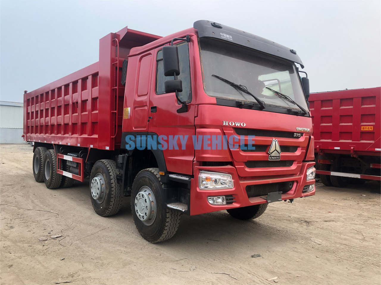 Truk jungkit untuk pengangkutan bahan curah HOWO 8X4 dump truck: gambar 8