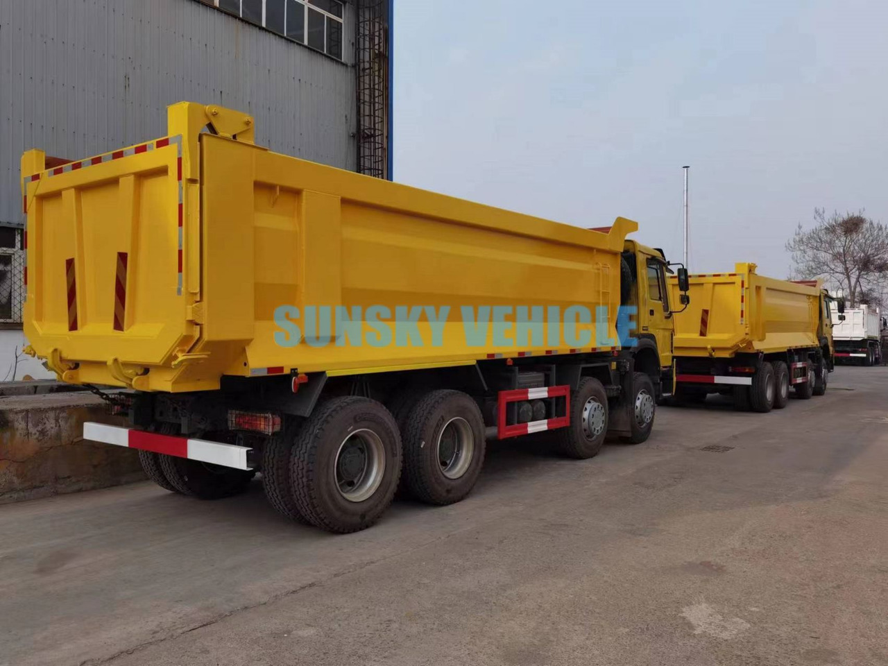 HOWO 8X4 dump truck - Truk jungkit: gambar 5 HOWO 8X4 dump truck - Truk jungkit: gambar 5
