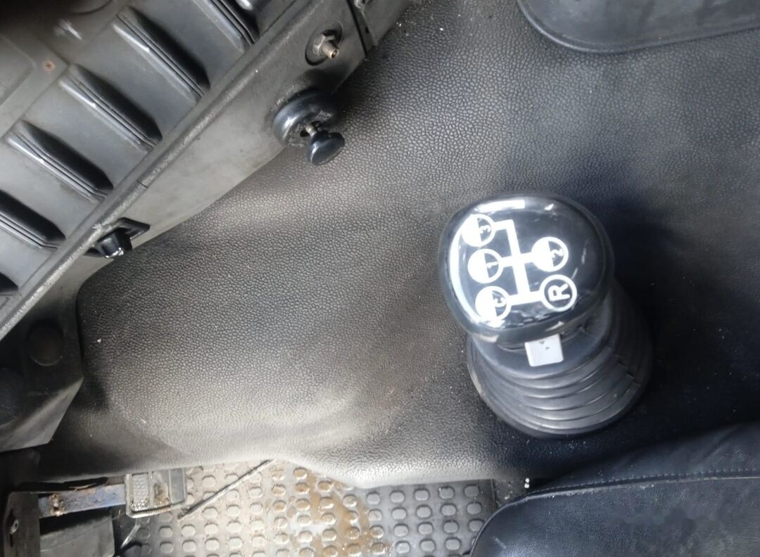 Volvo FL10 - Tractor head: gambar 3 Volvo FL10 - Tractor head: gambar 3
