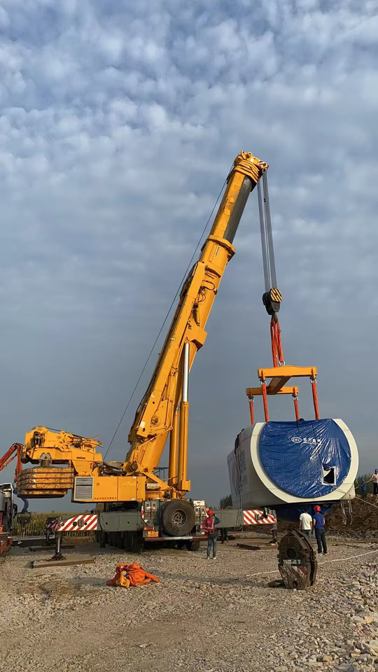 Liebherr LTM1500-8 Used Mobile Crane 500 ton Lifting Hydraulic Truck Crane - Derek bergerak: gambar 2 Liebherr LTM1500-8 Used Mobile Crane 500 ton Lifting Hydraulic Truck Crane - Derek bergerak: gambar 2