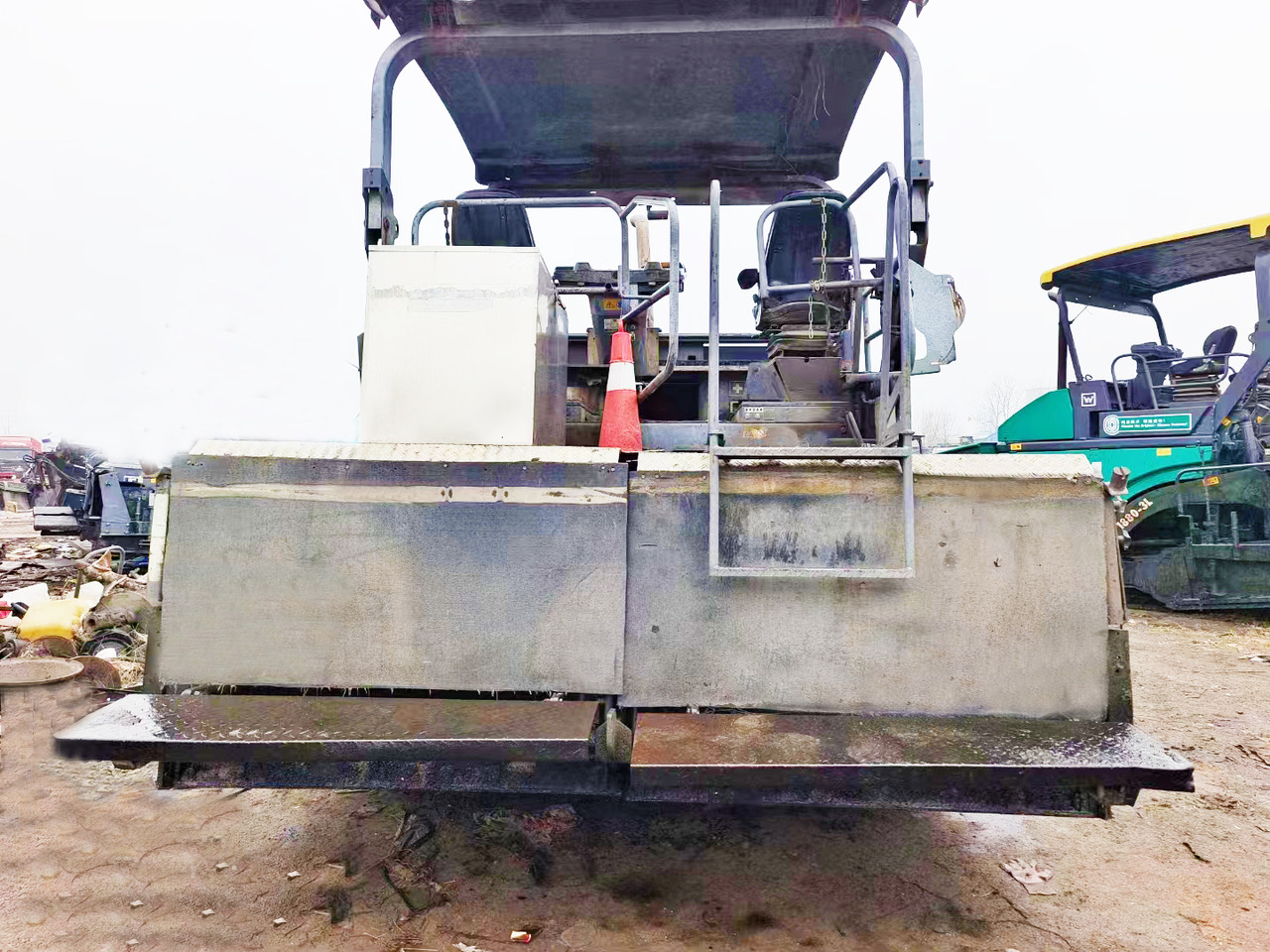 VOGELE S1800-2 Asphalt And Paver Driveway Best Sand To Use For Pavers - Paver aspal: gambar 3 VOGELE S1800-2 Asphalt And Paver Driveway Best Sand To Use For Pavers - Paver aspal: gambar 3