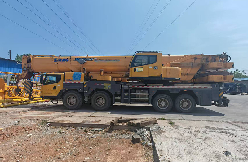 XCMG 2020 XCT80L6-I used 80ton crane truck hydraulic price - Derek bergerak: gambar 5 XCMG 2020 XCT80L6-I used 80ton crane truck hydraulic price - Derek bergerak: gambar 5