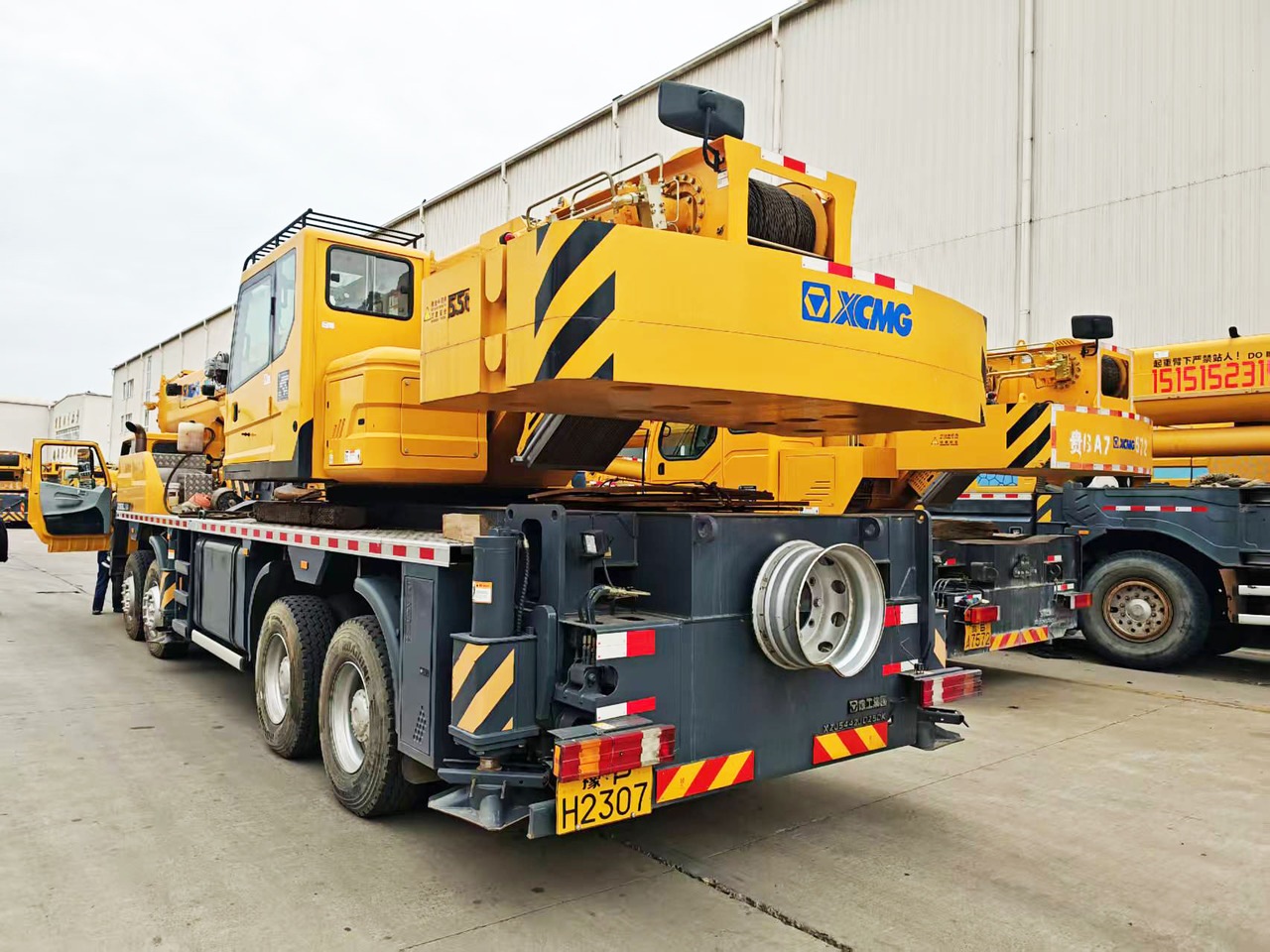 XCMG Factory Second Hand 50 Ton Mobile Crane QY50K5C_1 Hydraulic Arm Crane For Trucks - Derek bergerak: gambar 3 XCMG Factory Second Hand 50 Ton Mobile Crane QY50K5C_1 Hydraulic Arm Crane For Trucks - Derek bergerak: gambar 3