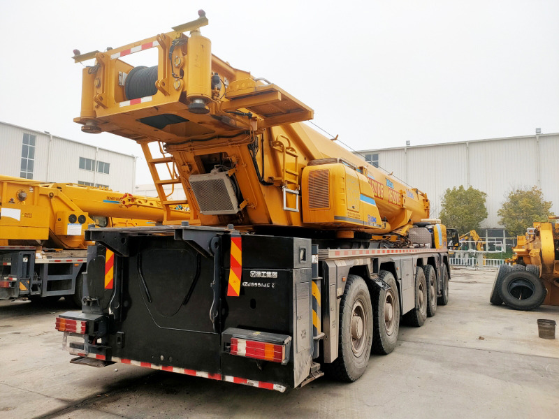 XCMG Official 130t Second Hand All Terrain Mobile Crane XCA130L8C Hydraulic Arm Crane Price List - Derek semua medan: gambar 3 XCMG Official 130t Second Hand All Terrain Mobile Crane XCA130L8C Hydraulic Arm Crane Price List - Derek semua medan: gambar 3