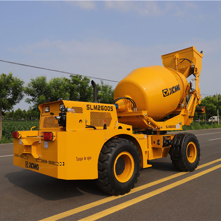 XCMG Official 2.6m3 Mini Diesel Self Loading Concrete Mixer - Truk pengaduk beton: gambar 4 XCMG Official 2.6m3 Mini Diesel Self Loading Concrete Mixer - Truk pengaduk beton: gambar 4