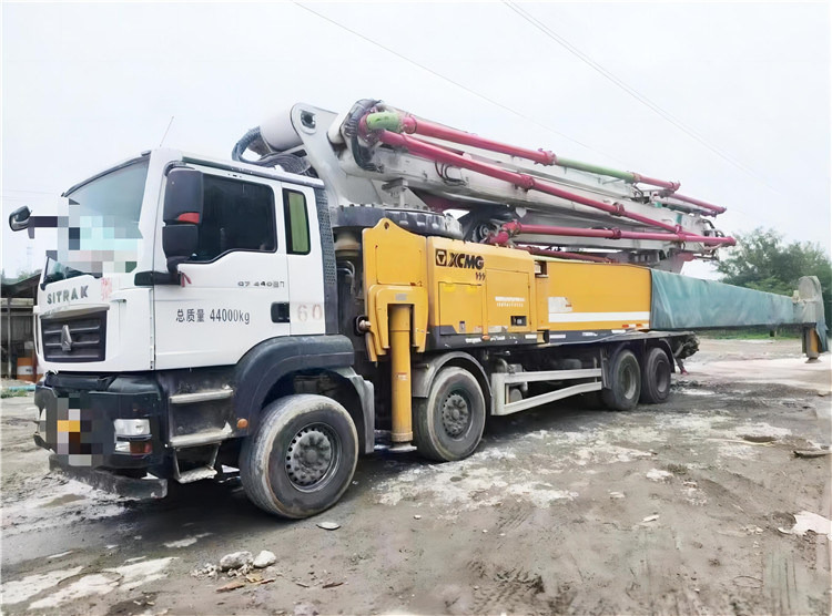 XCMG Official 2021 Year Hb62V Construction Machinery 62m Used Concrete Pump Truck for Sale - Truk pompa beton: gambar 2 XCMG Official 2021 Year Hb62V Construction Machinery 62m Used Concrete Pump Truck for Sale - Truk pompa beton: gambar 2