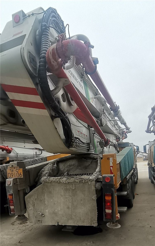 Leasing  XCMG Official 2021 Year Hb62V Construction Machinery 62m Used Concrete Pump Truck for Sale XCMG Official 2021 Year Hb62V Construction Machinery 62m Used Concrete Pump Truck for Sale: gambar 6