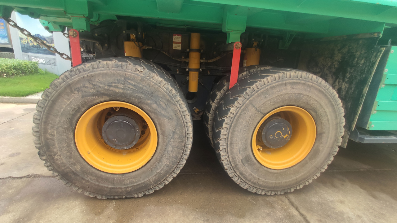 XCMG Official 2022 Year Used 72 Ton Cheap Tipper Truck XDR80TE Dumper Truck Price - Tempat sampah: gambar 5 XCMG Official 2022 Year Used 72 Ton Cheap Tipper Truck XDR80TE Dumper Truck Price - Tempat sampah: gambar 5