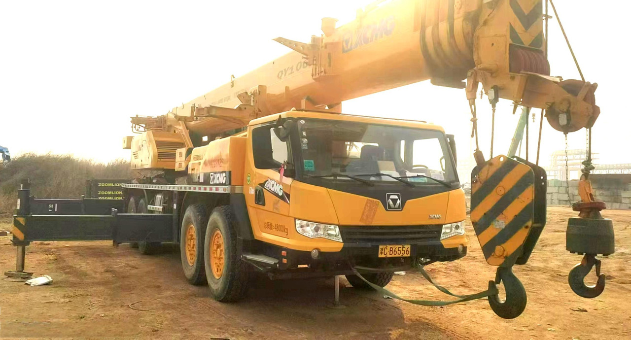 XCMG Official 75t Used Mini Truck Crane QY75K Small Mobile cCrane With High Quality - Derek bergerak: gambar 3 XCMG Official 75t Used Mini Truck Crane QY75K Small Mobile cCrane With High Quality - Derek bergerak: gambar 3