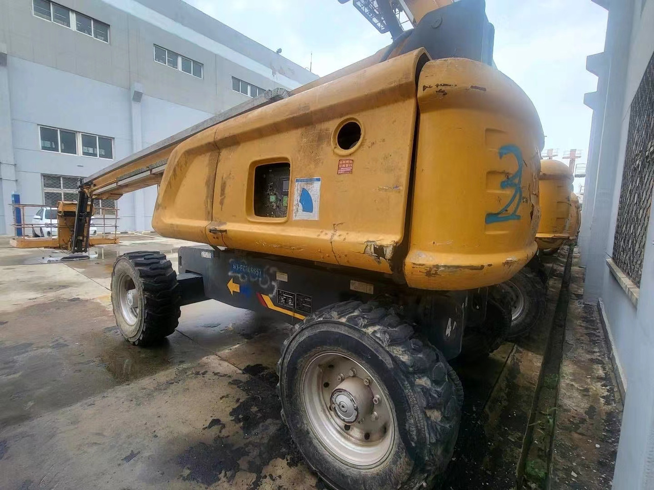 Boom teleskopik XCMG Official Cherry Picker Boom Lift GTBZ26S 26m Straight Arm Lift  Aerial Work Platform Price: gambar 7