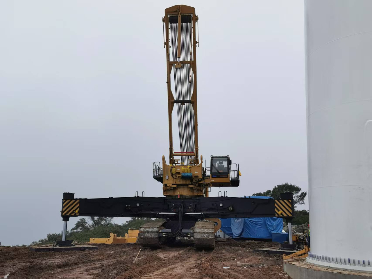 Derek perayap XCMG Official Construction Mobile Crane XGC2100W 110Ton Used Hydraulic Crawler Crane: gambar 7 Derek perayap XCMG Official Construction Mobile Crane XGC2100W 110Ton Used Hydraulic Crawler Crane: gambar 7