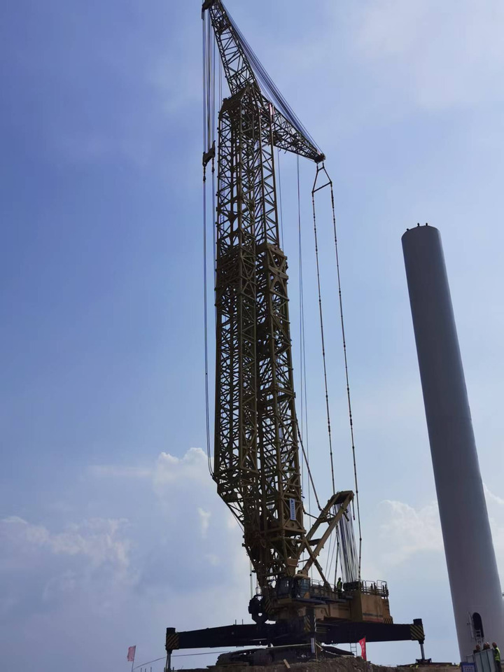 Derek perayap XCMG Official Construction Mobile Crane XGC2100W 110Ton Used Hydraulic Crawler Crane: gambar 9 Derek perayap XCMG Official Construction Mobile Crane XGC2100W 110Ton Used Hydraulic Crawler Crane: gambar 9