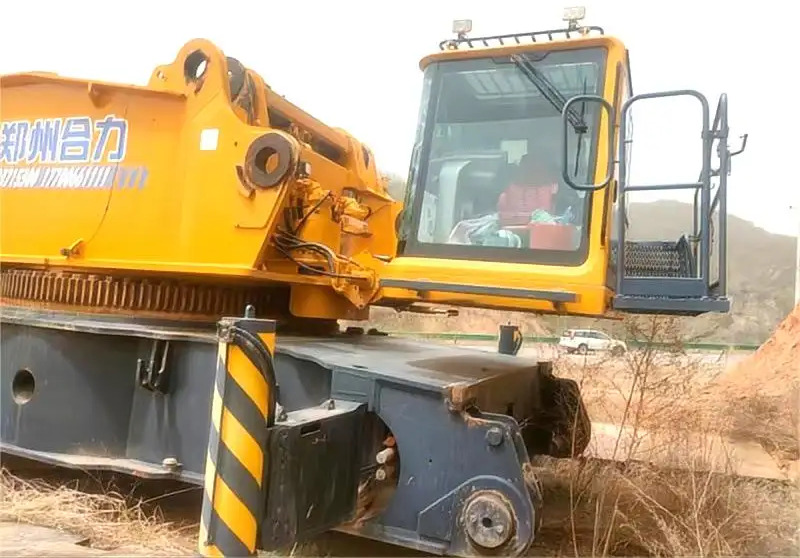 XCMG Official Crane Lifting Equipment Used Crawler crane XGC11000 - Derek perayap: gambar 4 XCMG Official Crane Lifting Equipment Used Crawler crane XGC11000 - Derek perayap: gambar 4