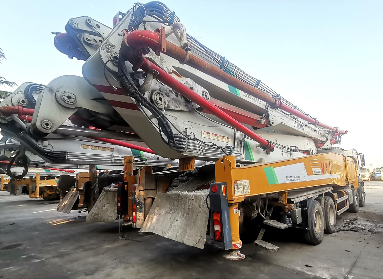 XCMG Official HB62V Second Hand Concrete Pump Truck 62m Truck-mounted Concrete Pump Price - Truk pompa beton: gambar 4 XCMG Official HB62V Second Hand Concrete Pump Truck 62m Truck-mounted Concrete Pump Price - Truk pompa beton: gambar 4