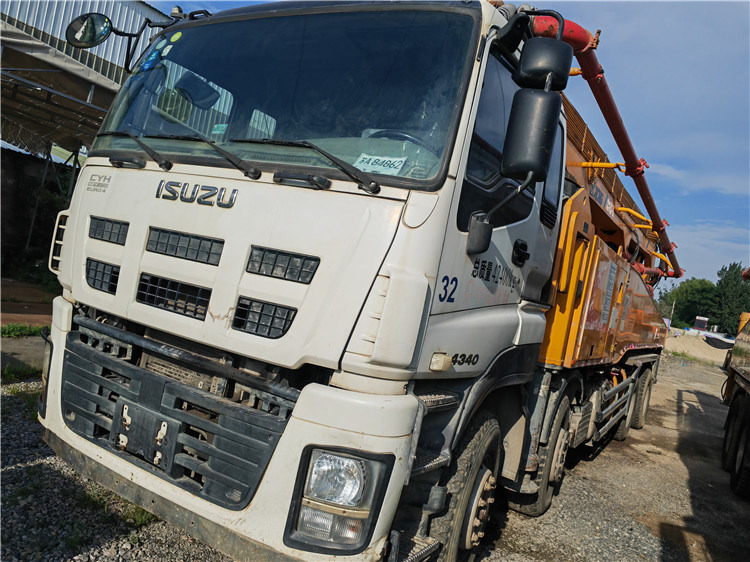 XCMG Official Hb56K 2016 Year 56m Concrete Boom Pump Truck for Sale - Truk pompa beton: gambar 2 XCMG Official Hb56K 2016 Year 56m Concrete Boom Pump Truck for Sale - Truk pompa beton: gambar 2