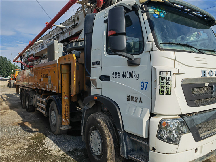 XCMG Official Hb62K 2018 Year Used Heavy Duty 58m Concrete Pump Truck - Truk pompa beton: gambar 2 XCMG Official Hb62K 2018 Year Used Heavy Duty 58m Concrete Pump Truck - Truk pompa beton: gambar 2