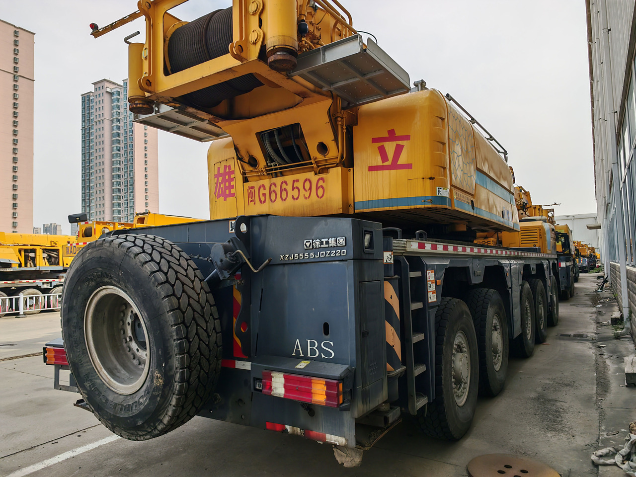 XCMG Official Mobile Jib Crane XCA220 Used Pickup Truck crane Best Price - Derek semua medan: gambar 5 XCMG Official Mobile Jib Crane XCA220 Used Pickup Truck crane Best Price - Derek semua medan: gambar 5
