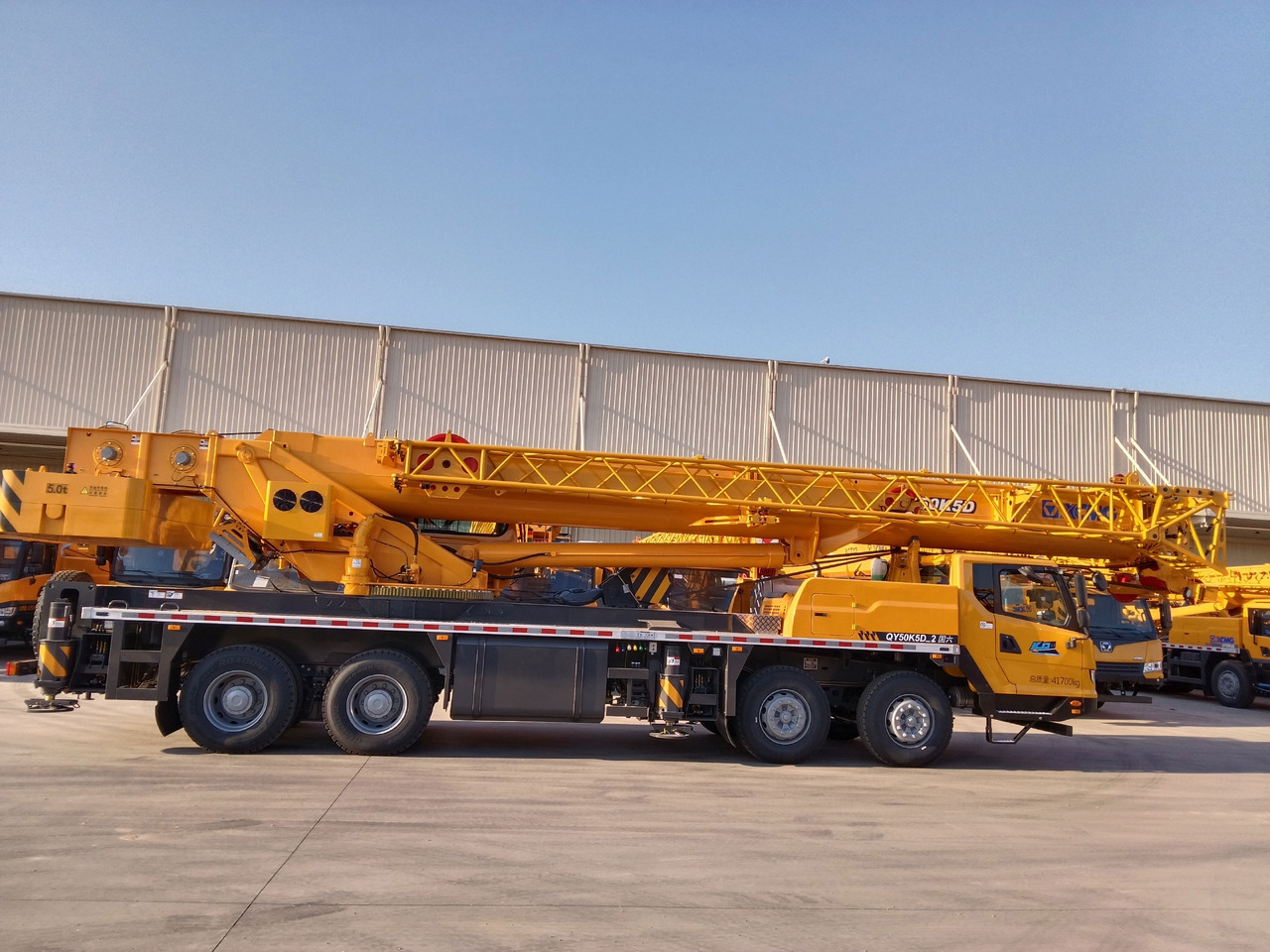 XCMG Official QY50K5D_2 Used Mobile Hydraulic Crane 50Ton Hydraulic Lifting Crane Hot Sale - Derek bergerak: gambar 5 XCMG Official QY50K5D_2 Used Mobile Hydraulic Crane 50Ton Hydraulic Lifting Crane Hot Sale - Derek bergerak: gambar 5