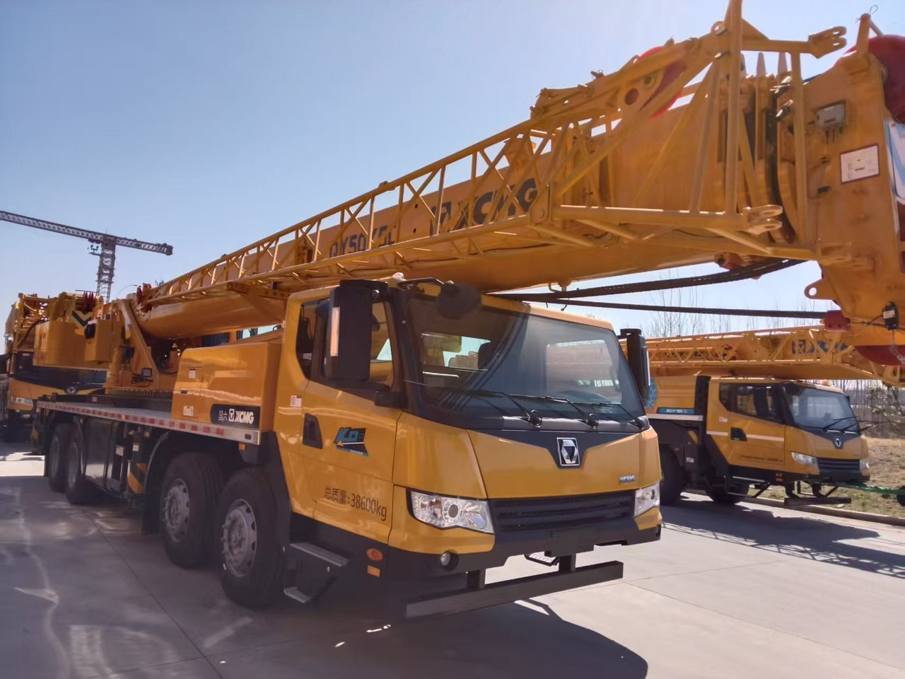 XCMG Official Second Hand 50 Ton Mobile Crane QY50K5D _5 Hydraulic Truck Mounted Crane Price For Sale - Derek bergerak: gambar 2 XCMG Official Second Hand 50 Ton Mobile Crane QY50K5D _5 Hydraulic Truck Mounted Crane Price For Sale - Derek bergerak: gambar 2