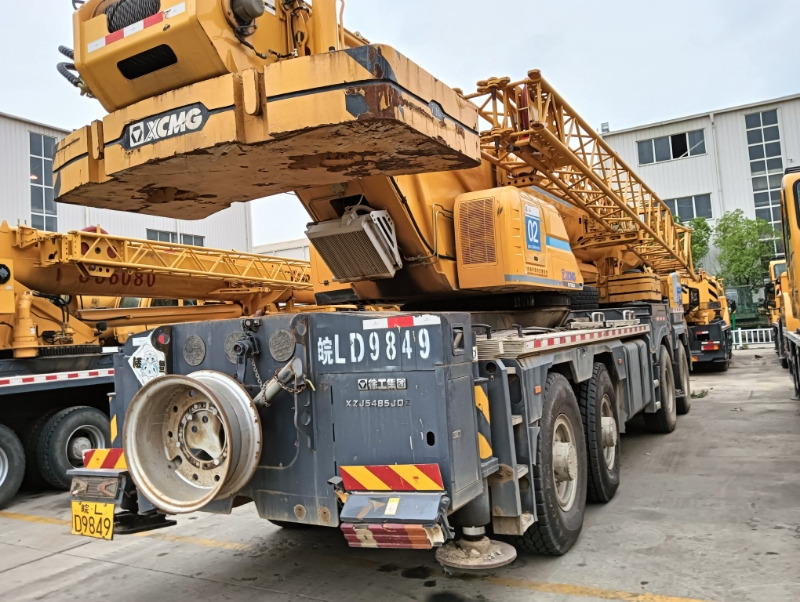 XCMG Official Second Hand Hydraulic Truck Crane XCT80L6 6-Section Arm Mobile Truck Crane For Sale - Derek bergerak: gambar 2 XCMG Official Second Hand Hydraulic Truck Crane XCT80L6 6-Section Arm Mobile Truck Crane For Sale - Derek bergerak: gambar 2
