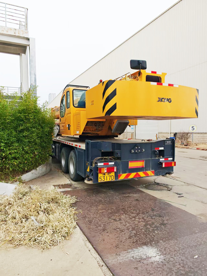 XCMG Official Second Hand Mobile Crane 25 Ton QY25K5D-5 Used Truck Cranes Price - Derek bergerak: gambar 4 XCMG Official Second Hand Mobile Crane 25 Ton QY25K5D-5 Used Truck Cranes Price - Derek bergerak: gambar 4