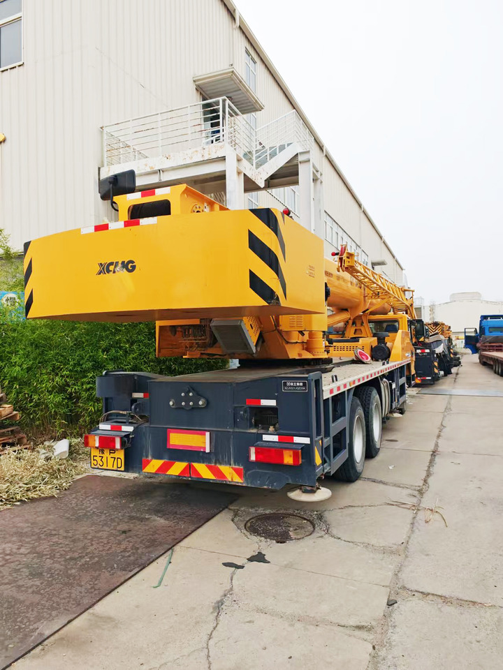 XCMG Official Second Hand Mobile Crane 25 Ton QY25K5D-5 Used Truck Cranes Price - Derek bergerak: gambar 3 XCMG Official Second Hand Mobile Crane 25 Ton QY25K5D-5 Used Truck Cranes Price - Derek bergerak: gambar 3